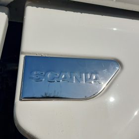 Scania 3D pressed wing plates (SCANIA)